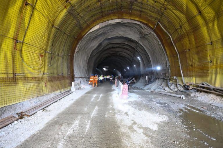 Metrô interrompe circulação em trecho da Linha 1-Azul neste sábado (15) e domingo (16)