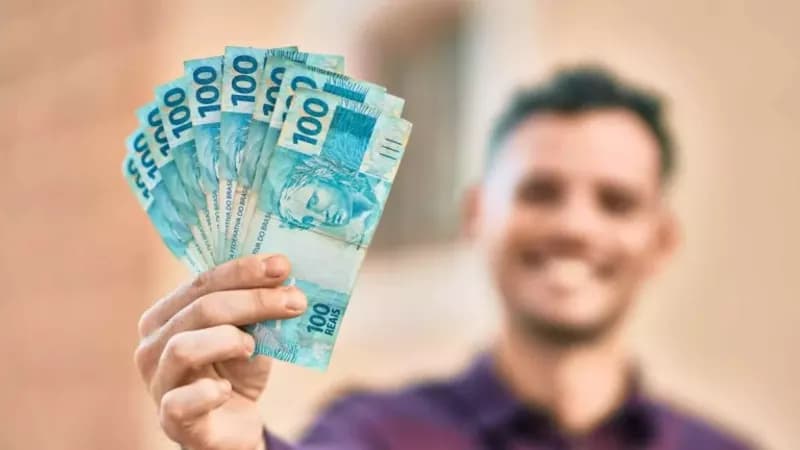 Salário mínimo sobe: Entenda os impactos da alta!