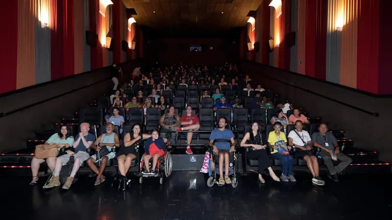 Prefeitura recebe inscrições de PCDs para sessão gratuita de cinema no Sesc Augusta