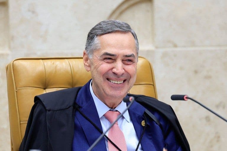 Gastos Secretos: Ministros Abusam de Jatinhos da FAB!