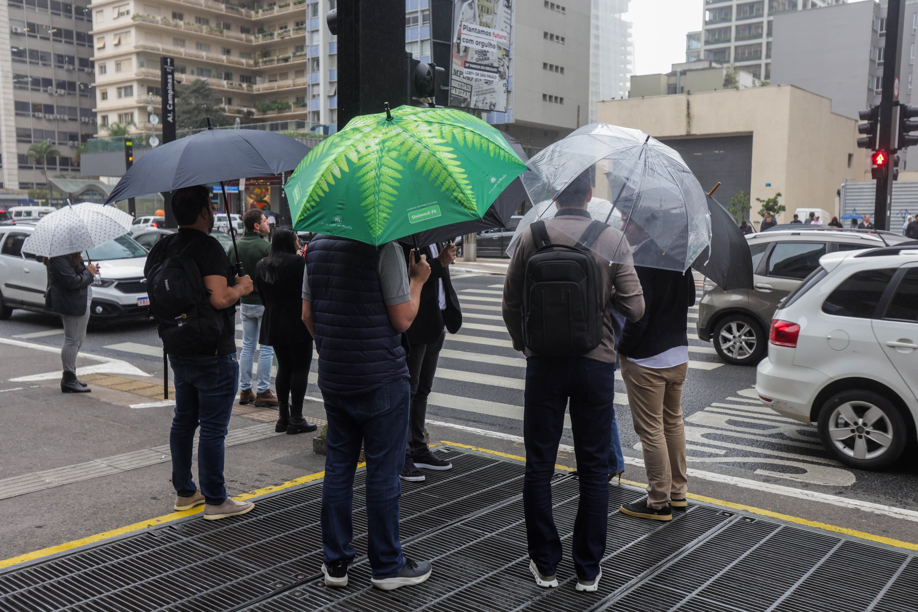 Estado de São Paulo tem alerta de chuvas para o litoral e clima seco no interior