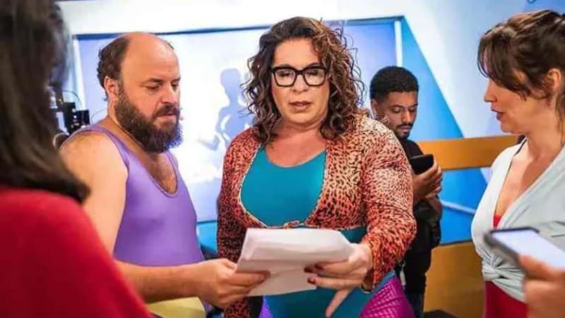 Leandro Hassum em "Uma Advogada Brilhante": Comédia com Elenco de Peso