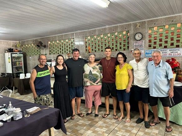 Aluno do Prontos pro Mundo tem apoio da pequena cidade de Indiana antes de embarque para a Oceania