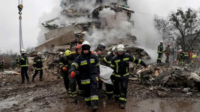 Ucrânia sofre novo ataque russo; 12 mortos