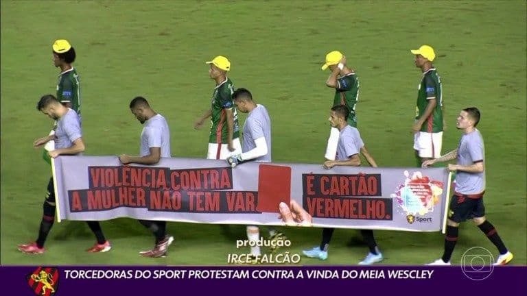 Urgente: Torcedores invadem campo e 12 feridos são registrados em clássico no Recife