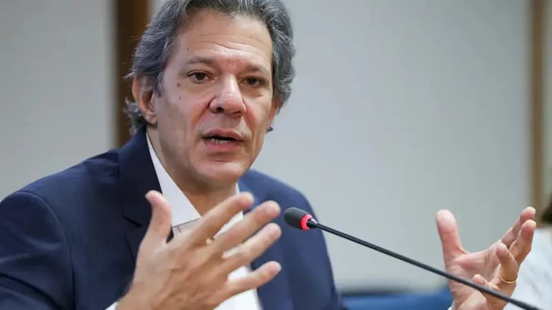 Políticas do governo vão levar dólar a ‘patamar adequado’, diz Haddad