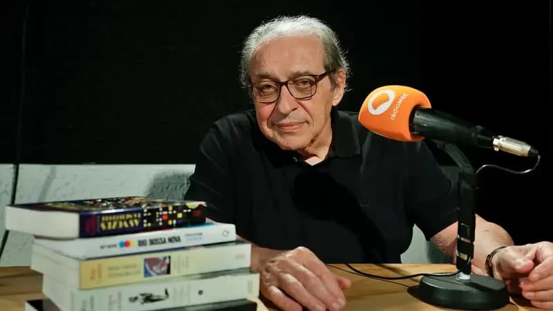 Em série da Rádio MEC, Ruy Castro traz canções de carnavais antigos