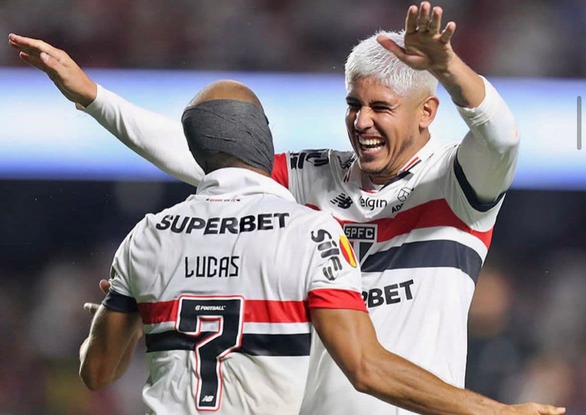 São Paulo lidera o Paulistão após adiamento de jogo