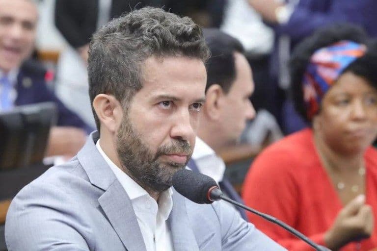 Janones: 3ª Suspensão na OAB e Risco de Expulsão