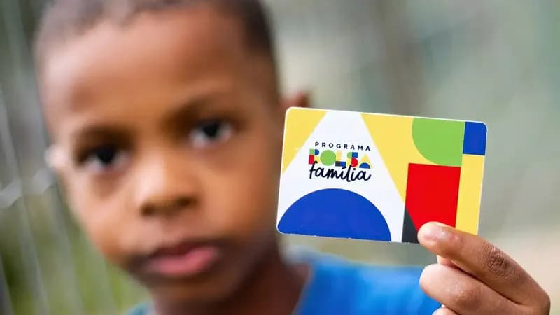 Caixa paga Bolsa Família a beneficiários com NIS de final 3