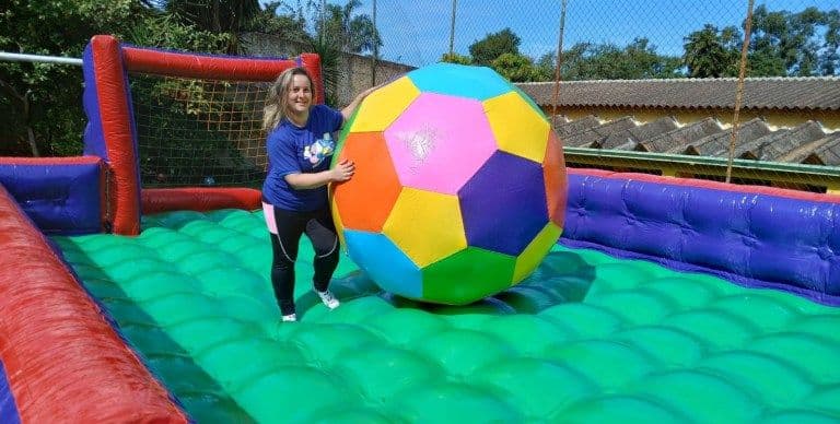 Banco do Povo registra aumento de 35% no crédito para empreendedores na área de recreação infantil
