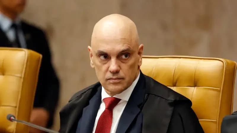 Moraes manda rede social X pagar multa de R$ 8,1 milhões