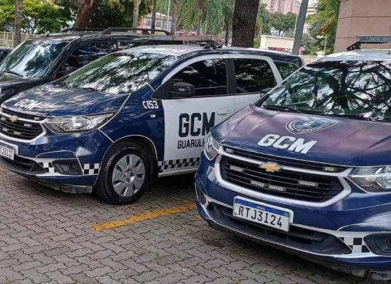 GCM prende homem por descumprimento de medida protetiva no Jardim Presidente DutraGCM prende homem por descumprimento de medida protetiva no Jardim Presidente Dutra