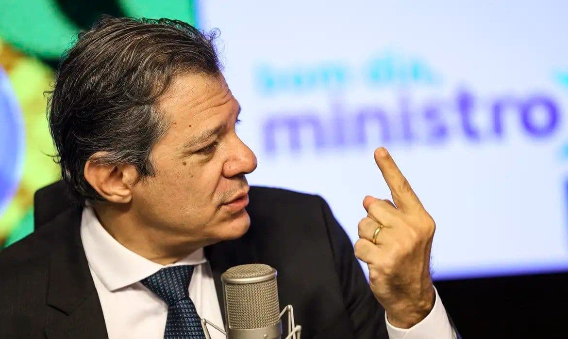 Projeto do IR enfrentará debate para aprovar contrapartida, diz Haddad