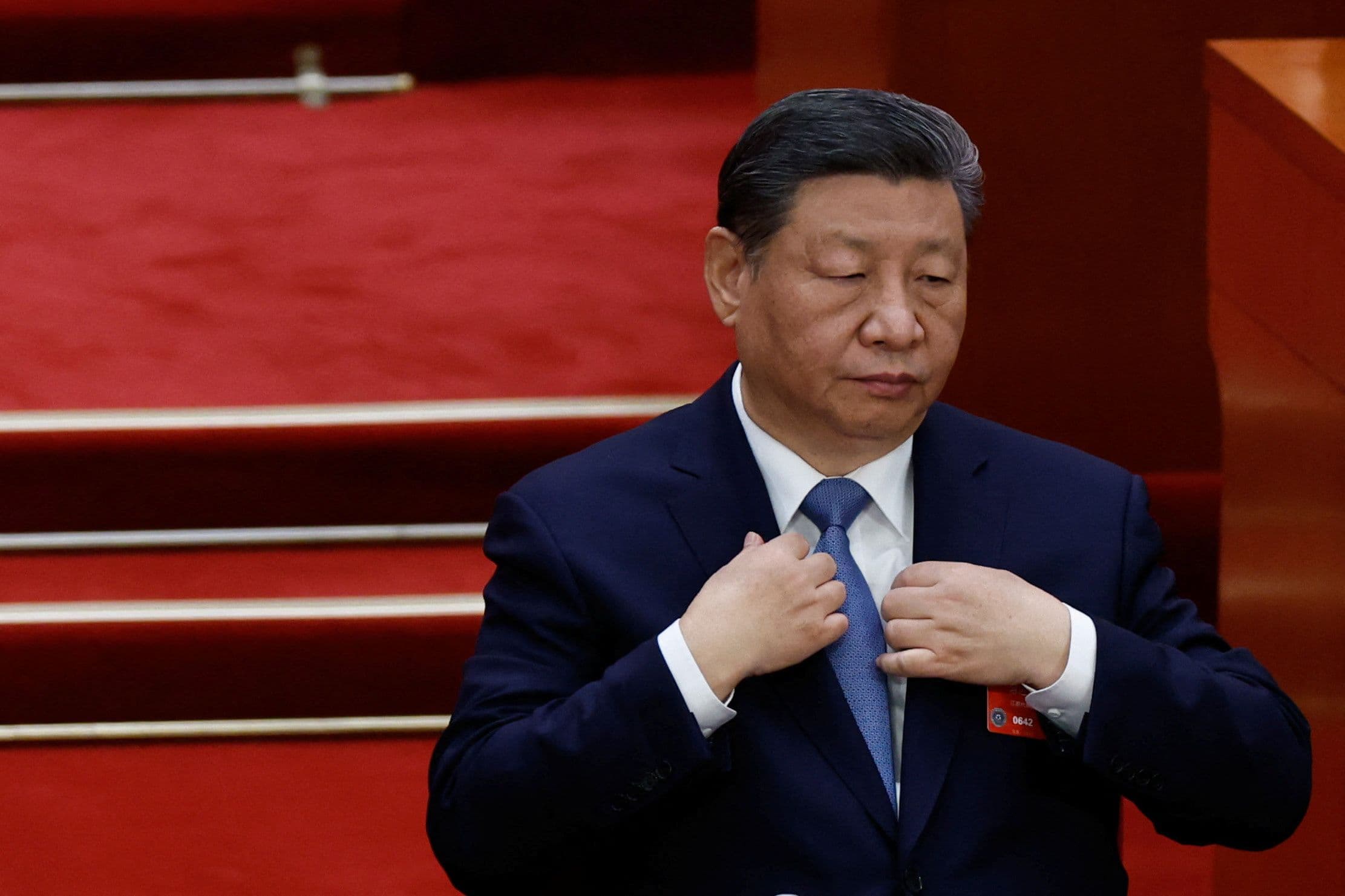 Alerta Chinês: Viagens aos EUA Sob Avaliação Devido a Tensões Comerciais!
