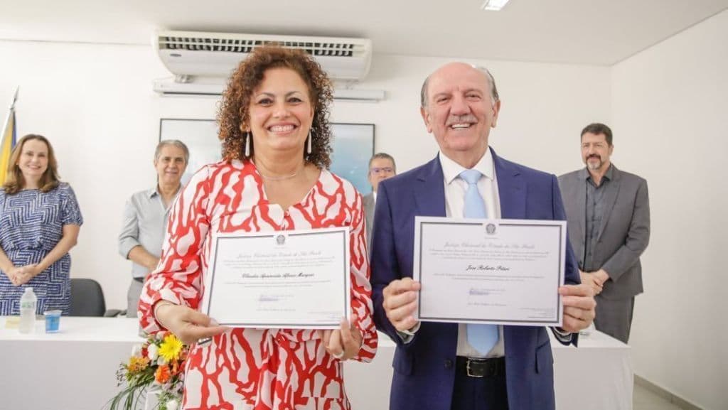 TRE-SP cassa mandatos do prefeito e da vice-prefeita de Barueri