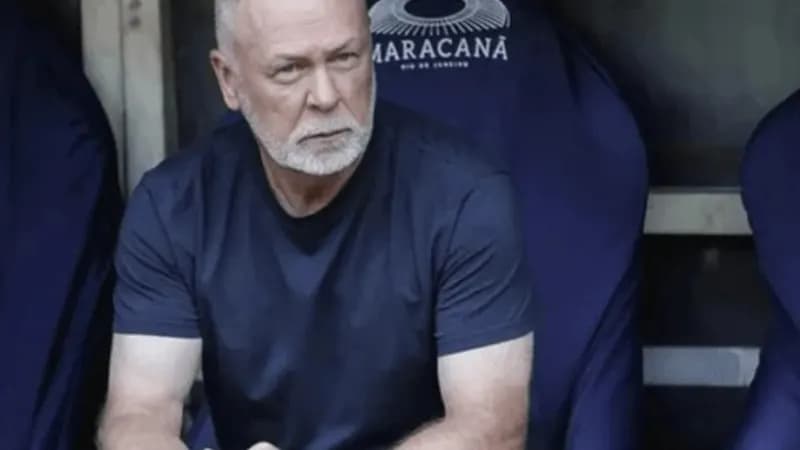 Mano Menezes assume Grêmio: Mudança Estratégica?