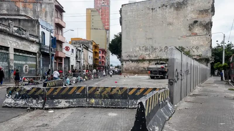 Moraes rejeita ação do PSOL contra muro na Cracolândia em São Paulo