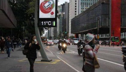 São Paulo Congela: Frio Recorde Surpreende em Pleno Feriado!