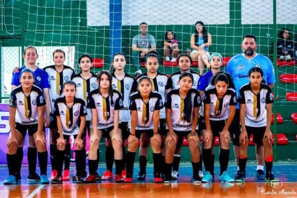 Estrela de Guarulhos inicia seletiva de futsal feminino neste sábado