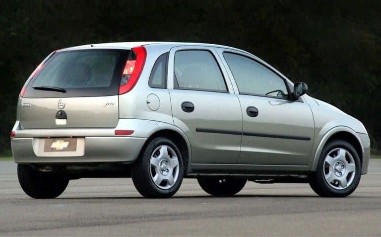 Carros Usados Baratos: Achados Incríveis em 2025!