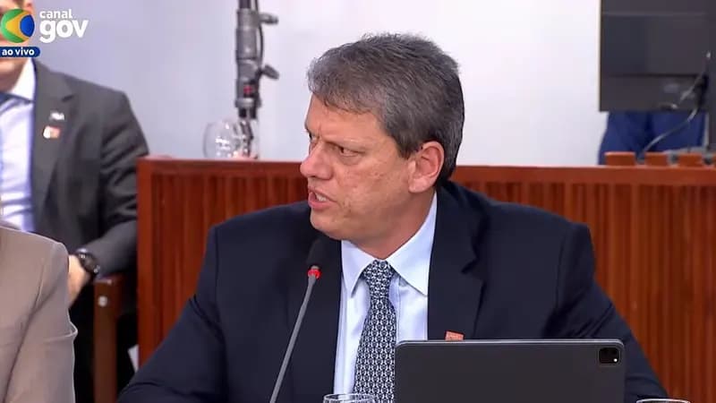 São Paulo Lidera Transição Energética e Abandona o Diesel