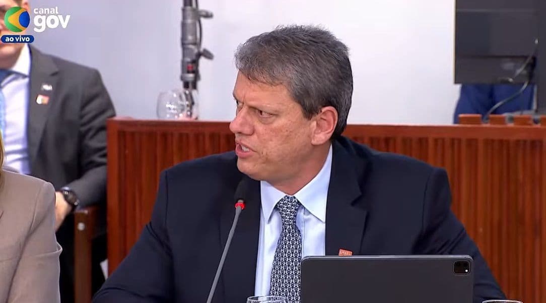 São Paulo Lidera Transição Energética e Abandona o Diesel