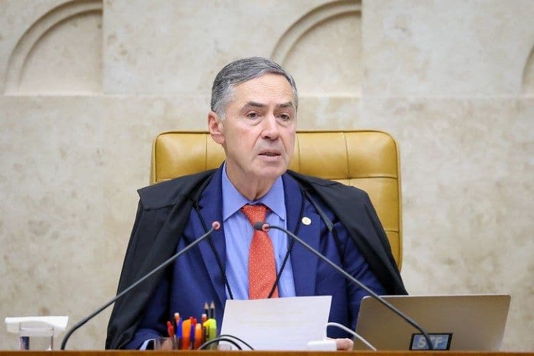 Barroso Expõe Poder do STF: Decisões Abrangentes!
