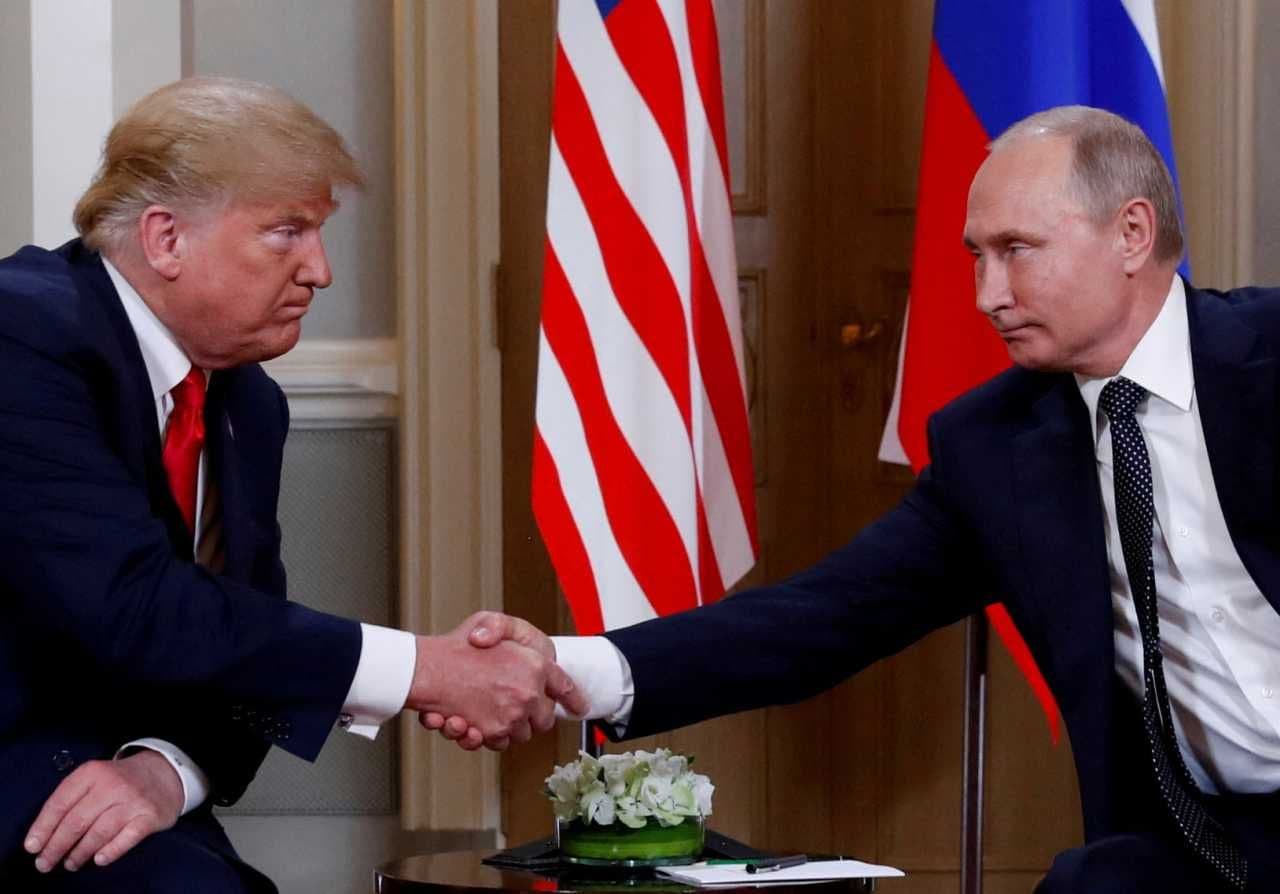 Trump Ameaça Tarifas e Busca Acordo na Ucrânia
