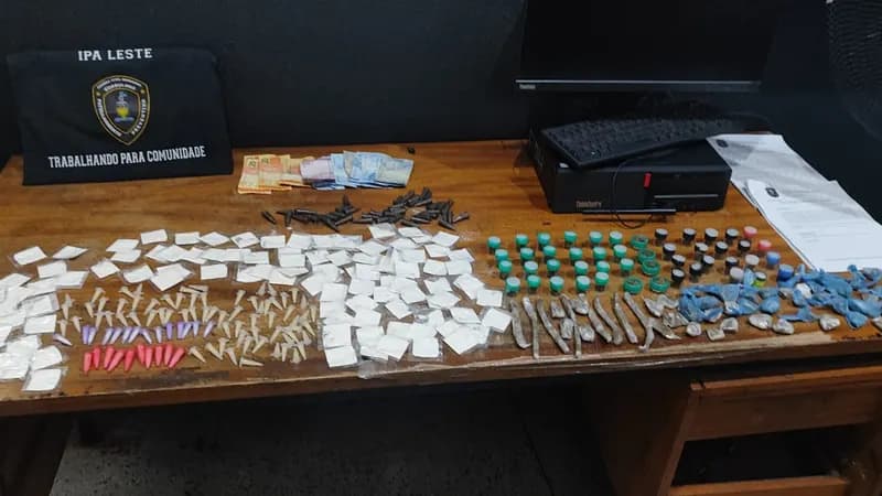 GCM de Guarulhos prende traficante com mais de 350 porções de drogas no Jardim Monte Alegre