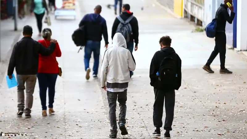 Frente fria deve derrubar temperaturas a partir desta terça-feira