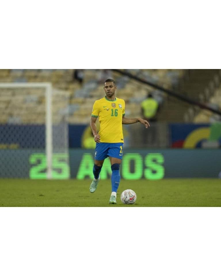 Ex-atleta eterniza conquista em tatuagem ao vivo!