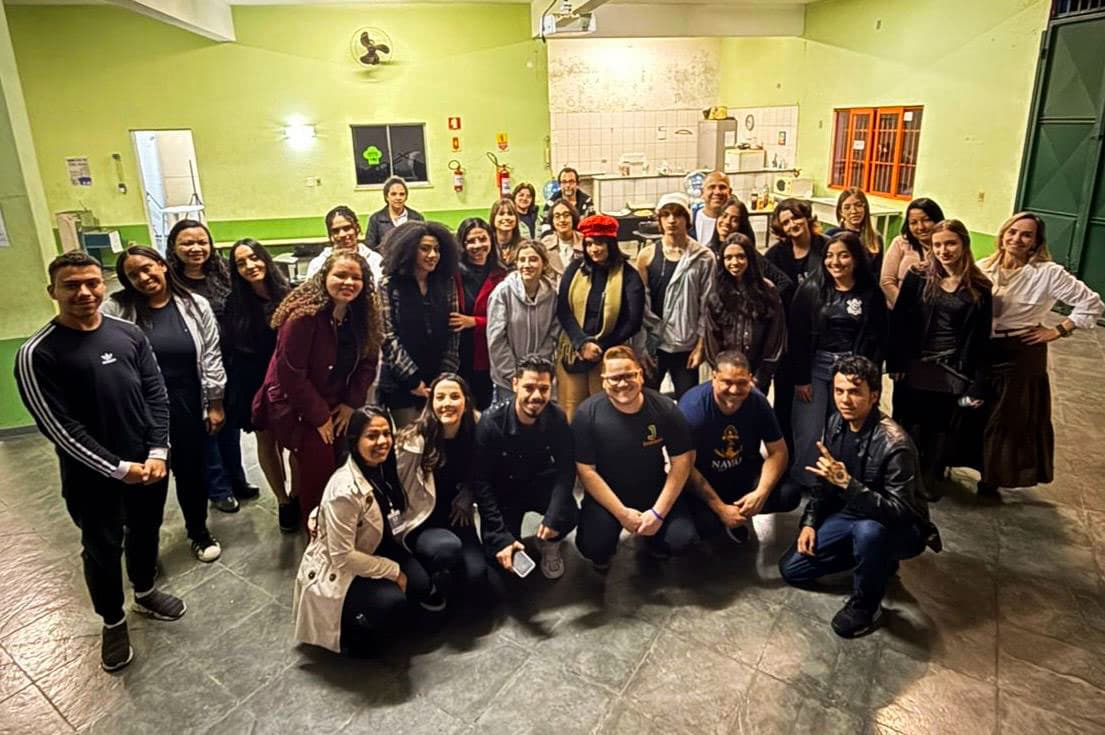 Prefeitura reúne jovens selecionados para o concurso Canta Juventude