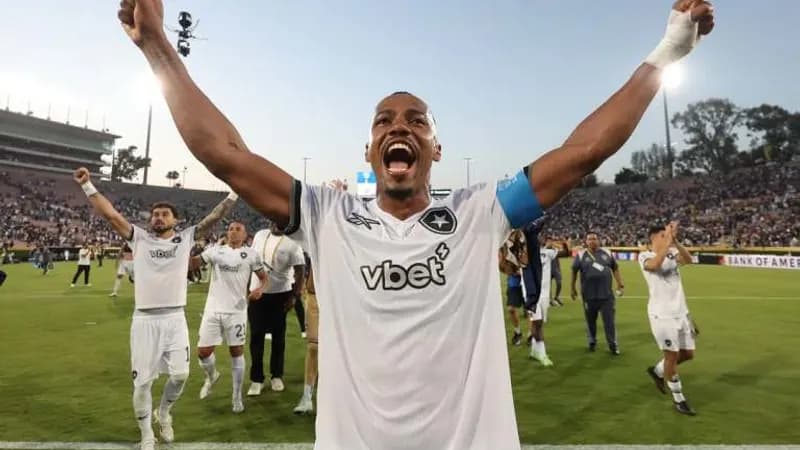 Botafogo Vence PSG: Profecia de Carlos Alberto Cumprida!