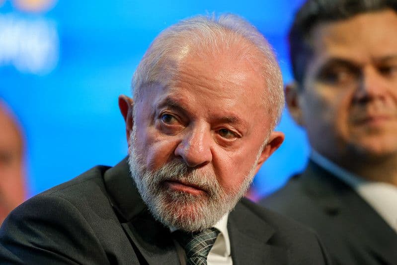 Desconfiança em Lula Cresce no Congresso: Alerta!