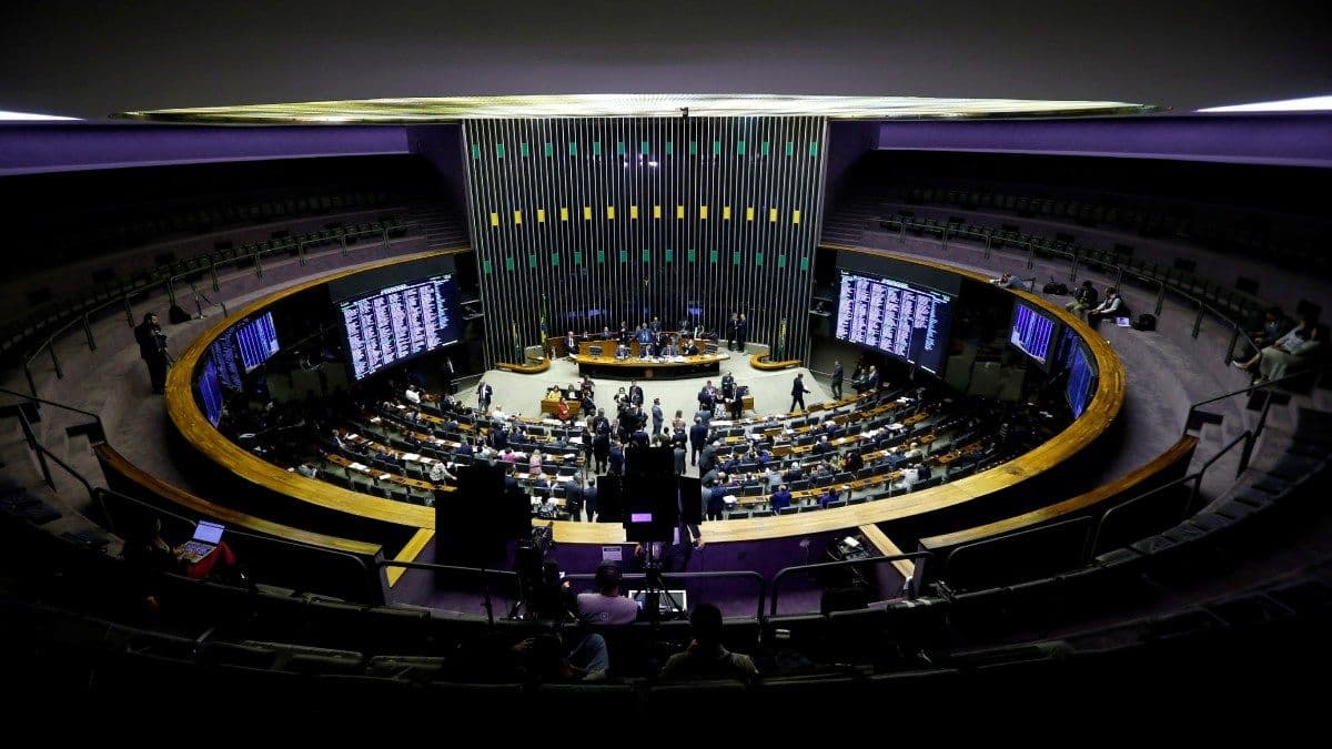 STF: Desaprovação recorde entre parlamentares!