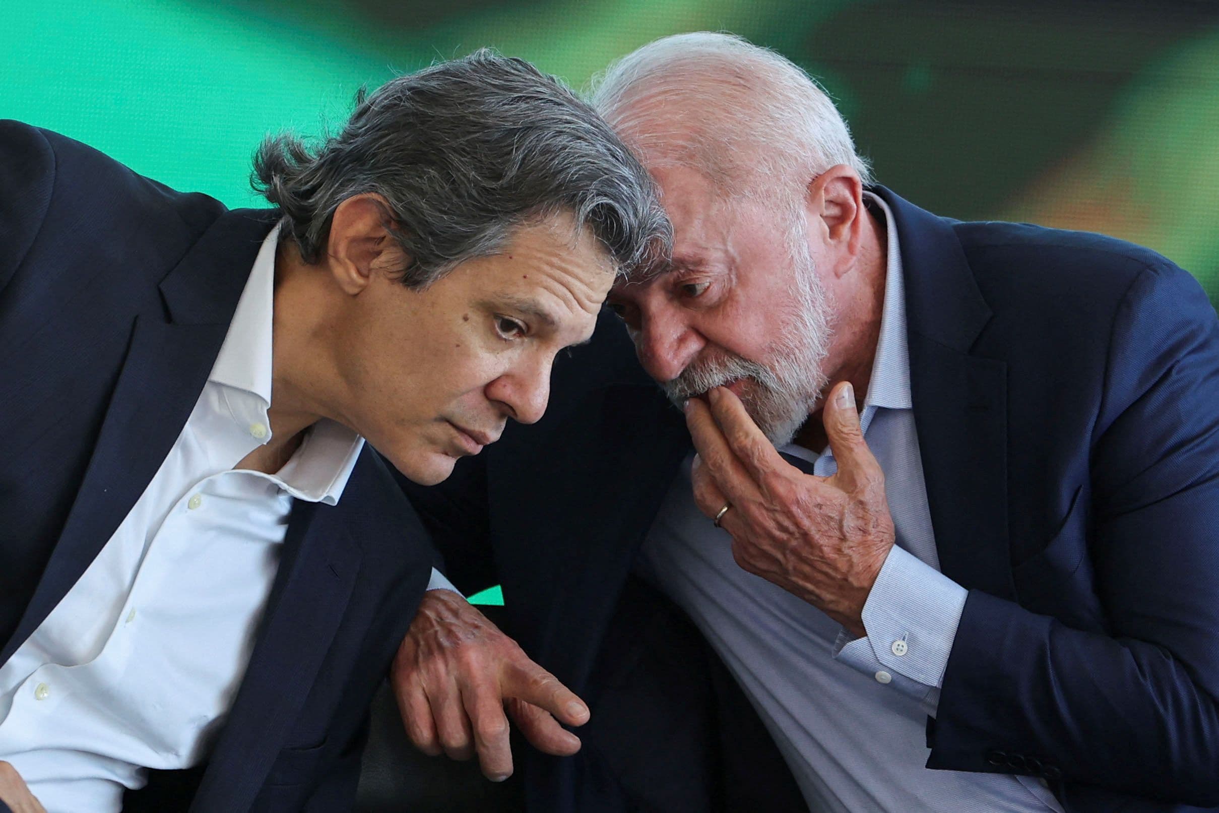 Trump x Lula: Guerra comercial à vista após ataque surpresa!
