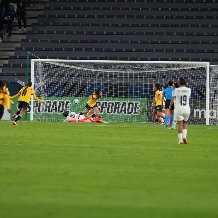 Equador arranca empate com Uruguai na abertura da Copa América
