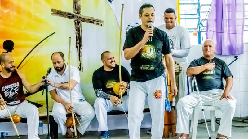 Escola da Prefeitura recebe gravação de documentário sobre capoeira no domingo