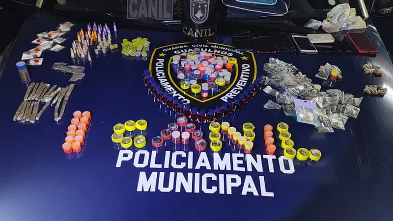 GCM prende cinco traficantes e apreende mais de 5 quilos de drogas em Guarulhos