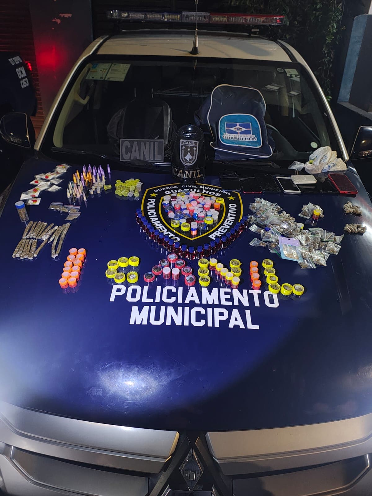 GCM prende cinco traficantes e apreende mais de 5 quilos de drogas em Guarulhos