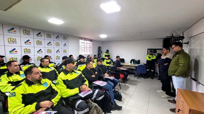 Prefeitura inicia capacitação de novos agentes de trânsito