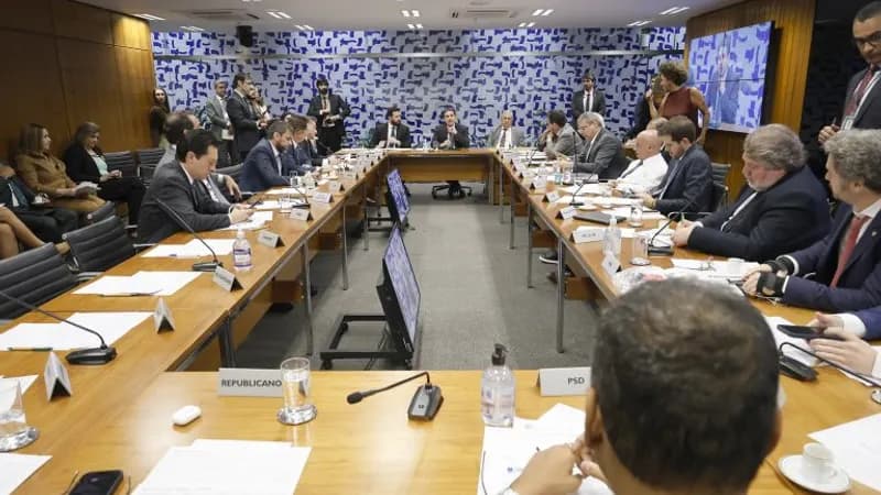 Líderes definem que PEC das prerrogativas parlamentares será votada amanhã