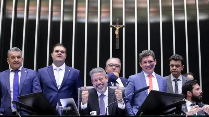 Governo de SP elimina guia de ICMS a partir de 2026 e avança na modernização tributária