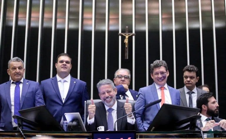 Governo de SP elimina guia de ICMS a partir de 2026 e avança na modernização tributária