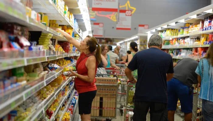 Mercado financeiro reduz previsão da inflação para 4,85%