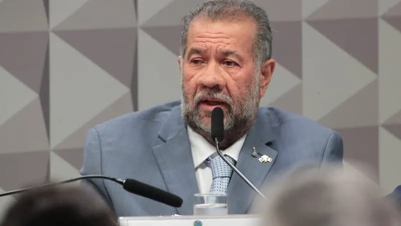 Lupi nega omissão e diz à CPMI do INSS que só percebeu “dimensão do problema” após ação da PF