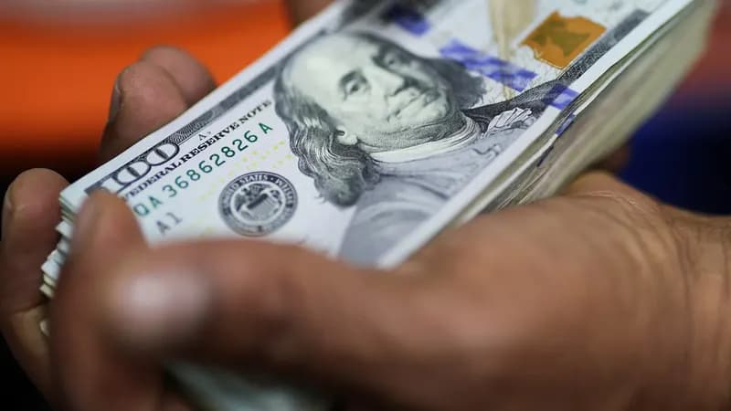 Dólar sobe em meio a tensões EUA-China: O que esperar?