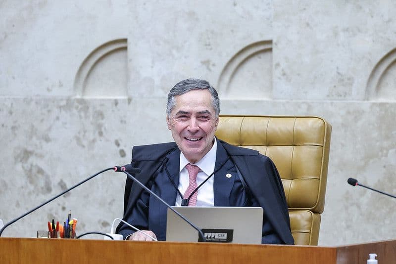 Ministros do STF: Quem são os aposentados e seus indicantes?