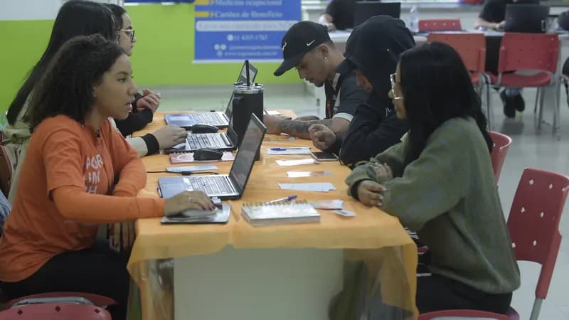 Mutirão Estágios oferece mais de 1.500 vagas para jovens nesta quarta-feira